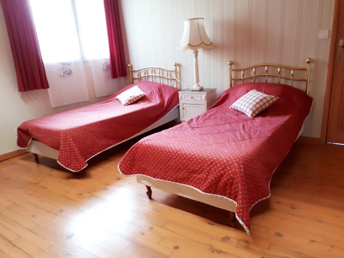 Chambres D'Hotes La Noyeraie Izeron 외부 사진